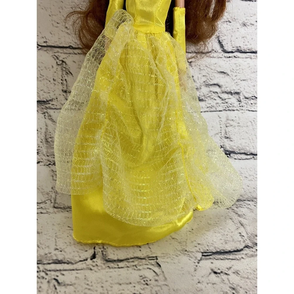 Vintage Disney Store Beauty and The Beast Belle Exclusive Doll Yellow 2000s